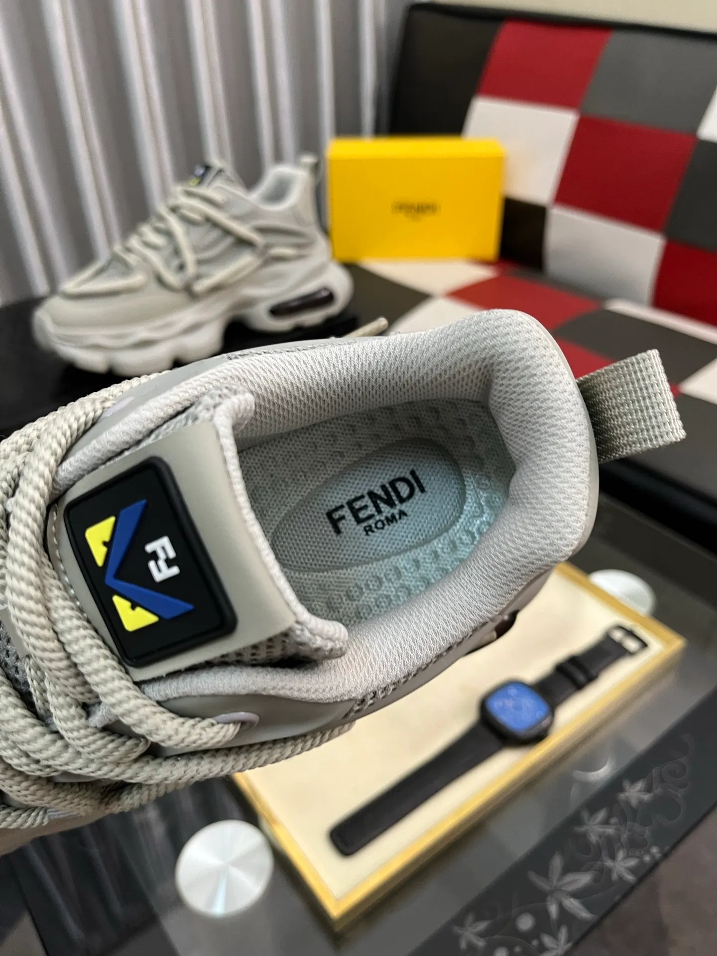 Men's shoes 💰480⌚️⌚️【FENDI】original quality.~ Unique modern style sneakers. 🏃A must-have casual shoe for trendy men😍😍 Original brand imported from Italy, imported original leather, sheep lining (refuses to discolor and grind feet) Sole: Original sole provided by the original factory, French lazy style design ⚠️Fit to the feet, original quality, super comfortable original sole. Just like shooting the real thing🎬The real thing is better, code number: 38-44
